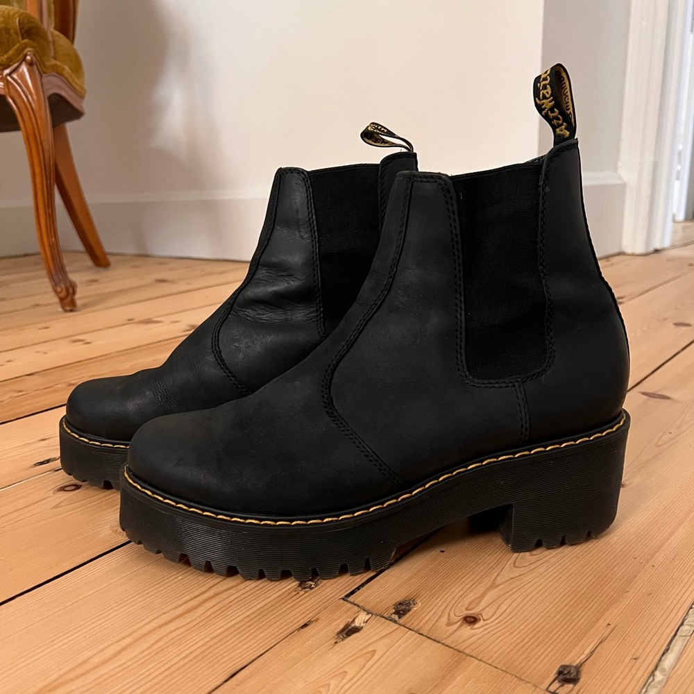 Dr Martin’s Black Rometty Wyoming Platform Chelsea Boot